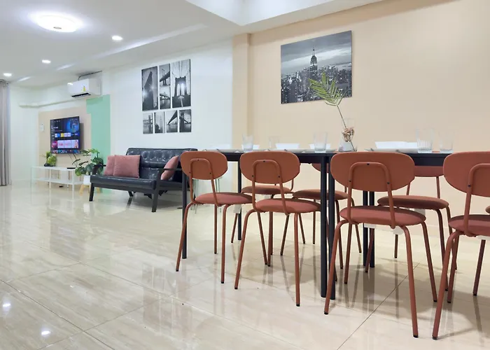 日韩旅游区市中心5房别墅民宿 Villa Bangkok