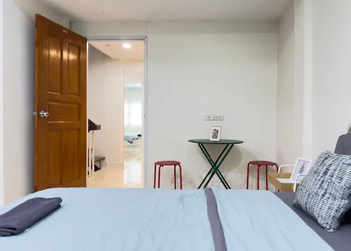 Villa 日韩旅游区市中心5房别墅民宿 Bangkok